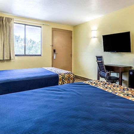 Rodeway Inn Fairgrounds-Casino Tampa Eksteriør bilde